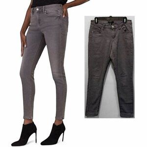 Forever 21 Grey Skinny Crop Jeans size 27